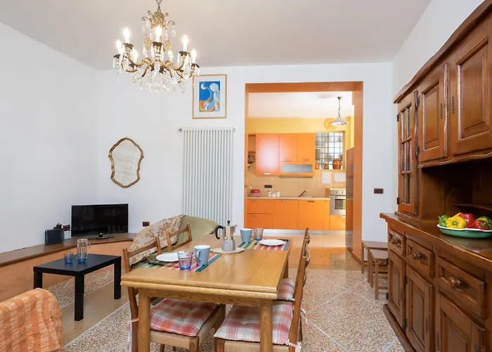 Petroni 38 By Apartman