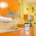 דירה Petroni 38 By *
